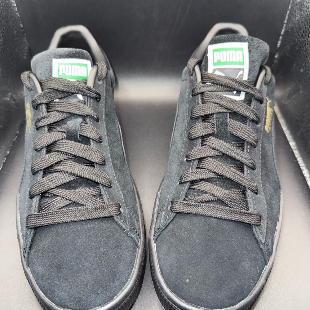 Size 8.5 - Puma Suede Classic 21 Black, 374915-12, New Without Box!